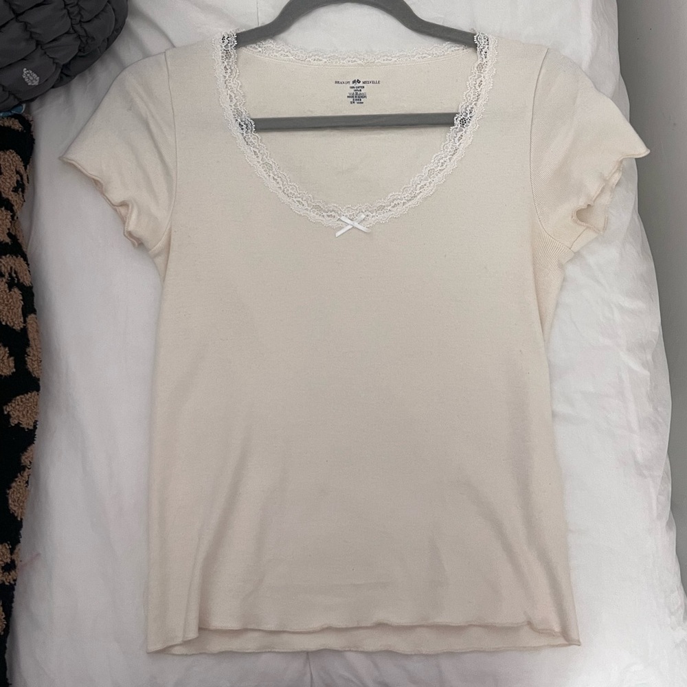Brandy Melville bow tee